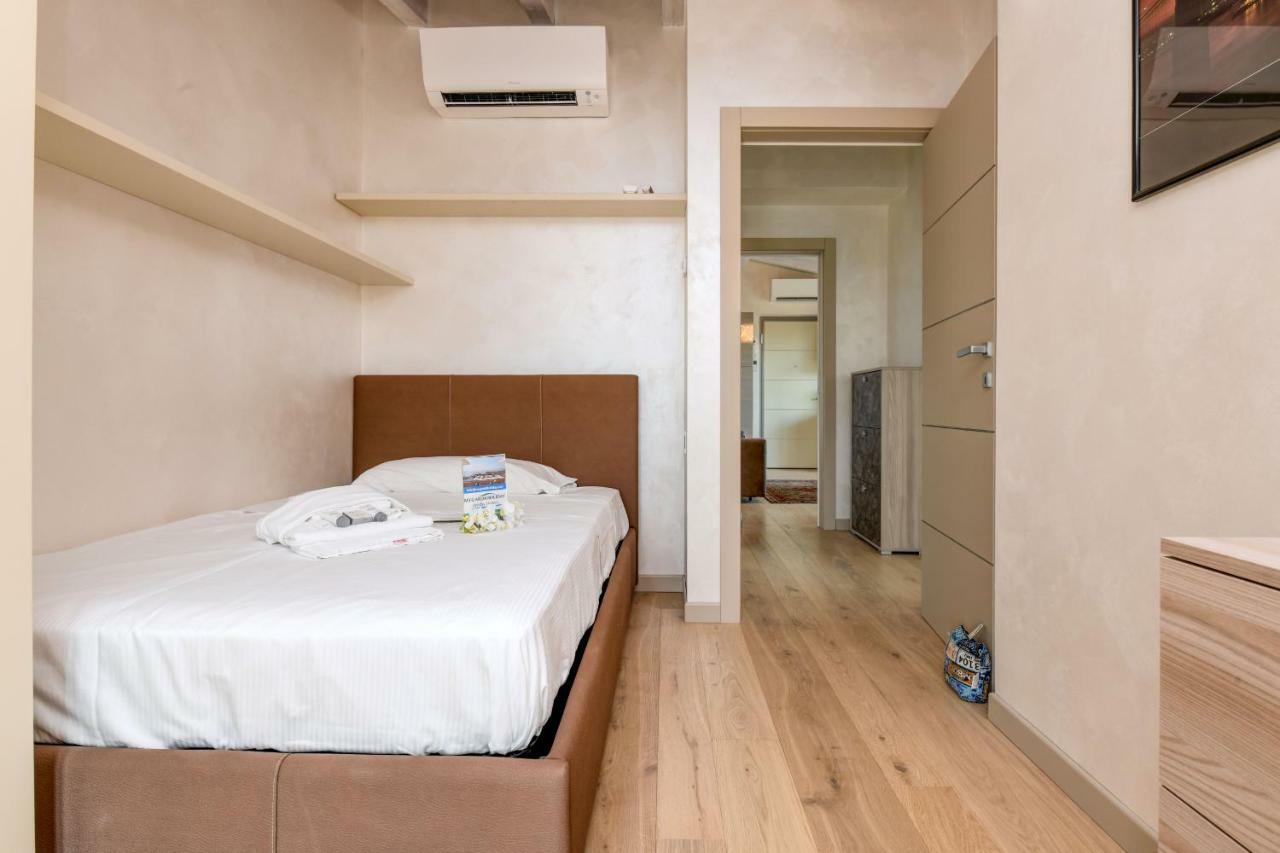 My Sirmione Lake Loft Екстер'єр фото