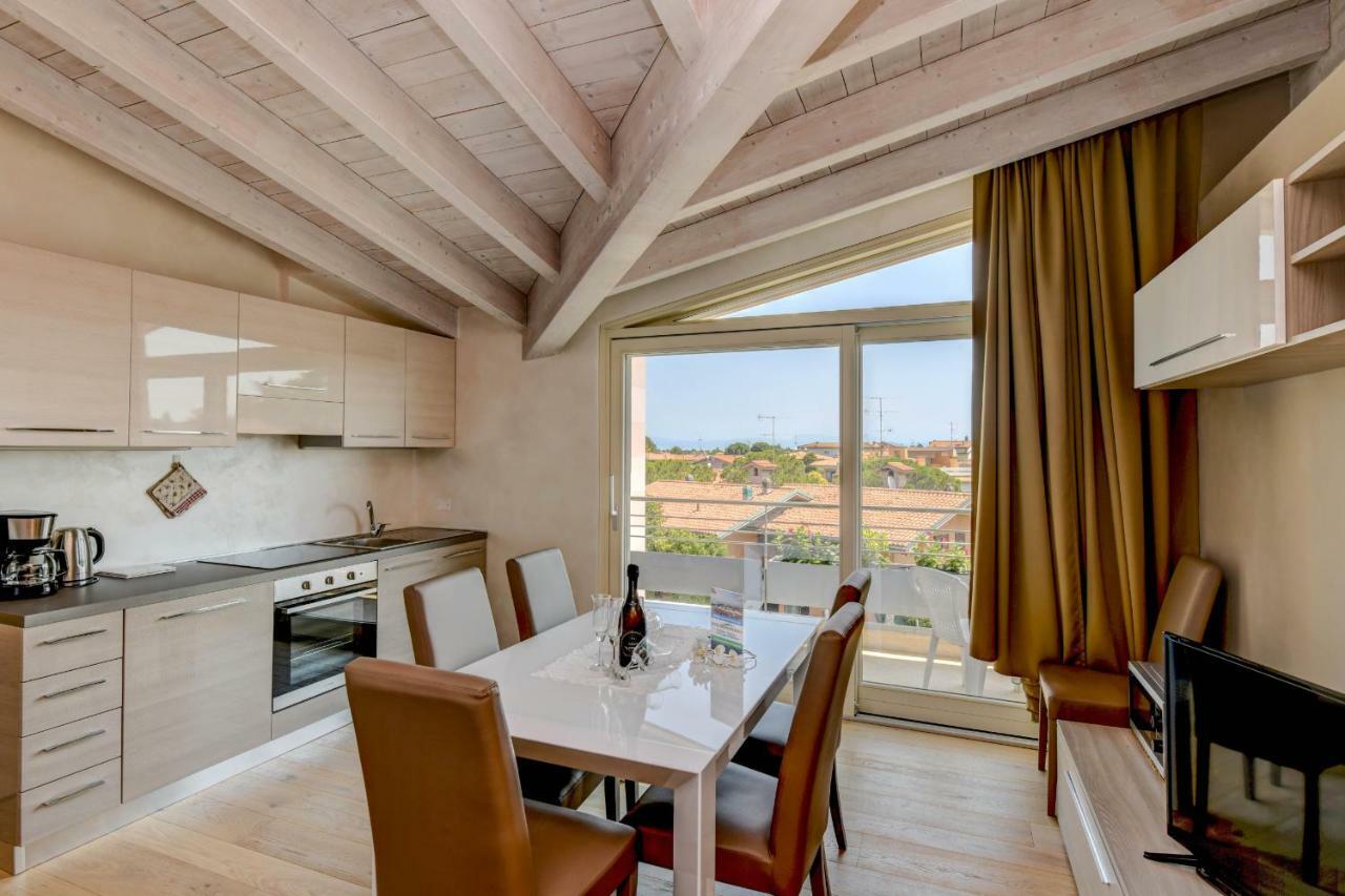 My Sirmione Lake Loft Екстер'єр фото
